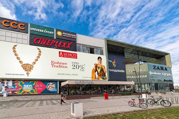 Jewellery banner mockup in photoshop