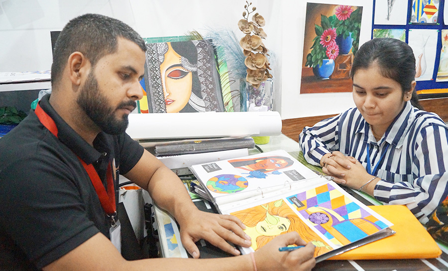 Commercial art sessions for video editing students